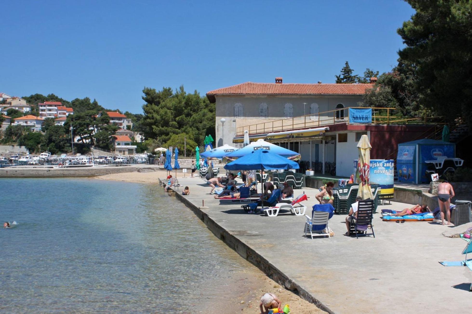 Apartments And Rooms By The Sea Palit, Rab - 5044 Buitenkant foto